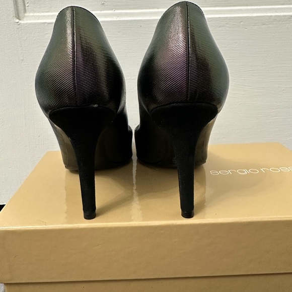 Sergio Rossi Iridescent Violet Pumps - Picture 5 of 6